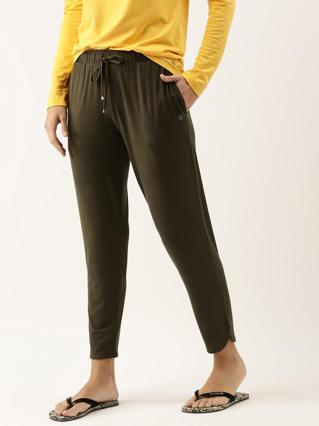 

Enamor Women Olive Essential Viscose Pants