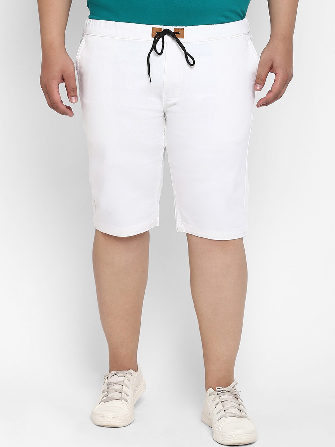 

Urbano Plus Men White Denim Regular Shorts