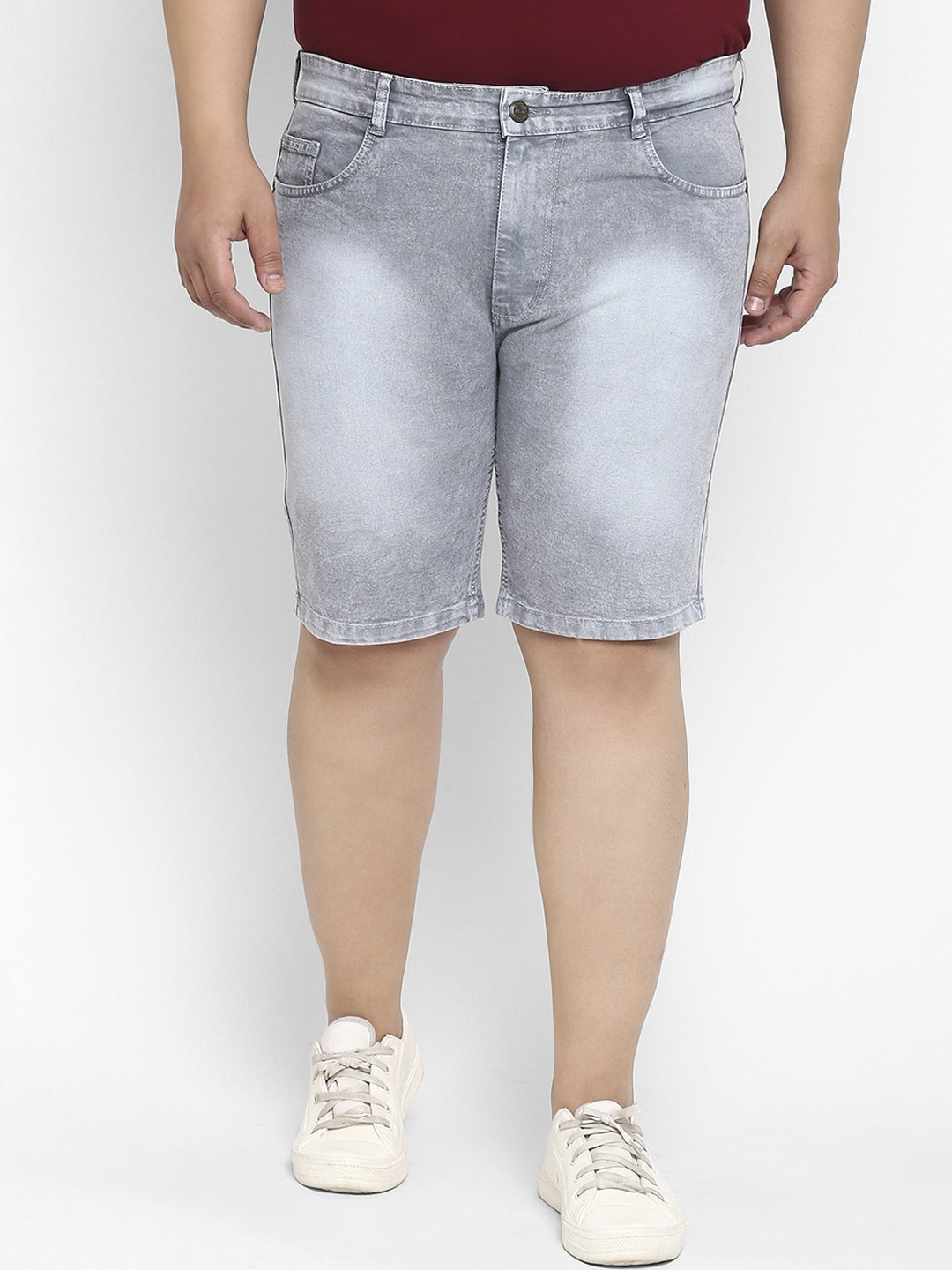 

Urbano Plus Men Grey Washed Denim Shorts