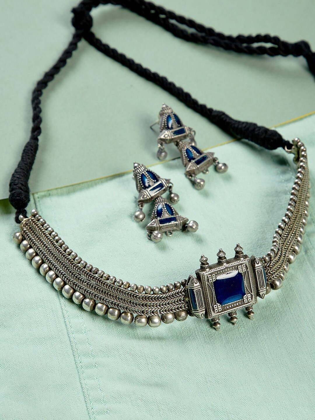 

GloBox By ZeroKaata Oxidised Silver-Plated Blue Gemstone-Studded Antique Jewellery Set