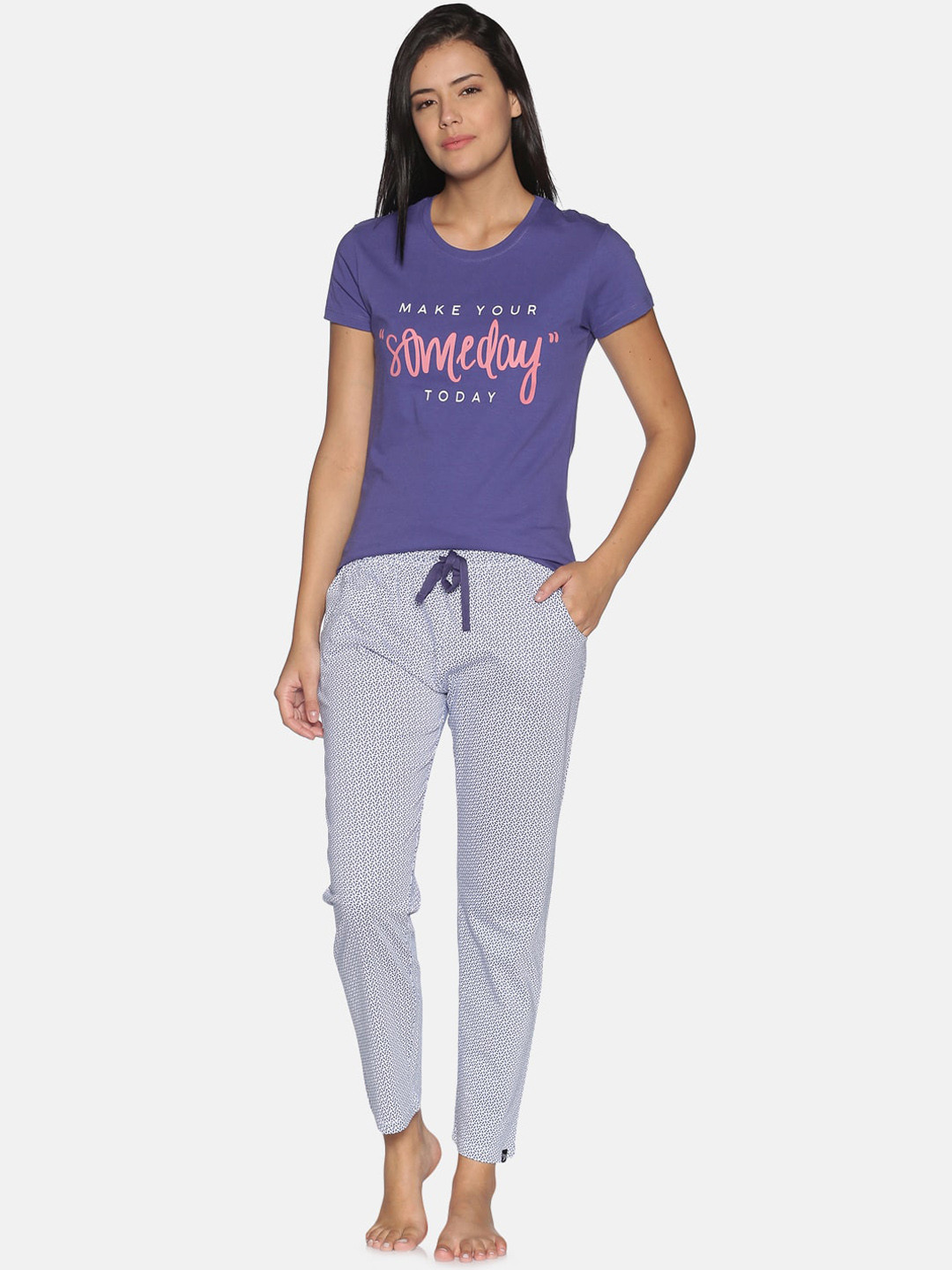 

TWIN BIRDS Women Violet & White Printed Night suit