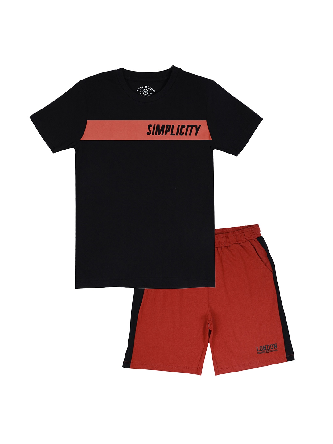 

Masculino Latino Boys Black & Red Printed T-shirt with Shorts