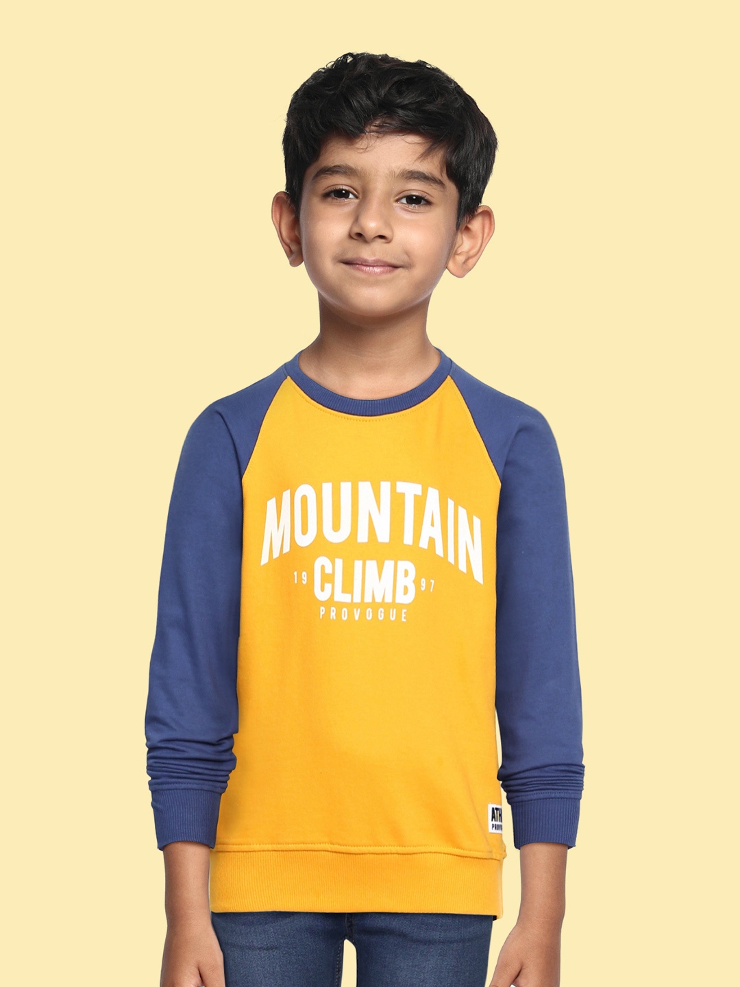 

Provogue Boys Yellow & Blue Pure Cotton Sweatshirt