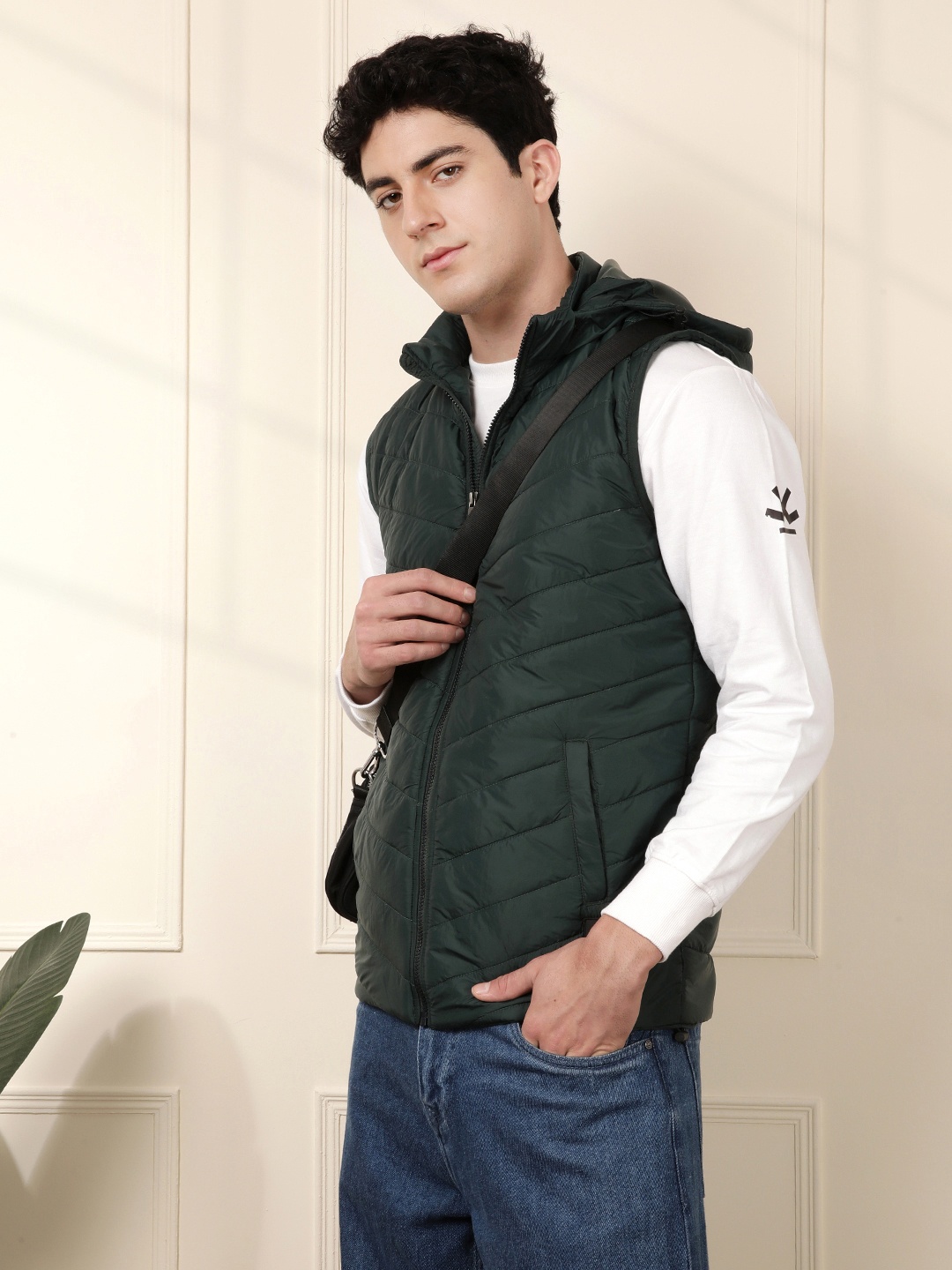 

WROGN Men Olive Green Detachable Hood Padded Jacket