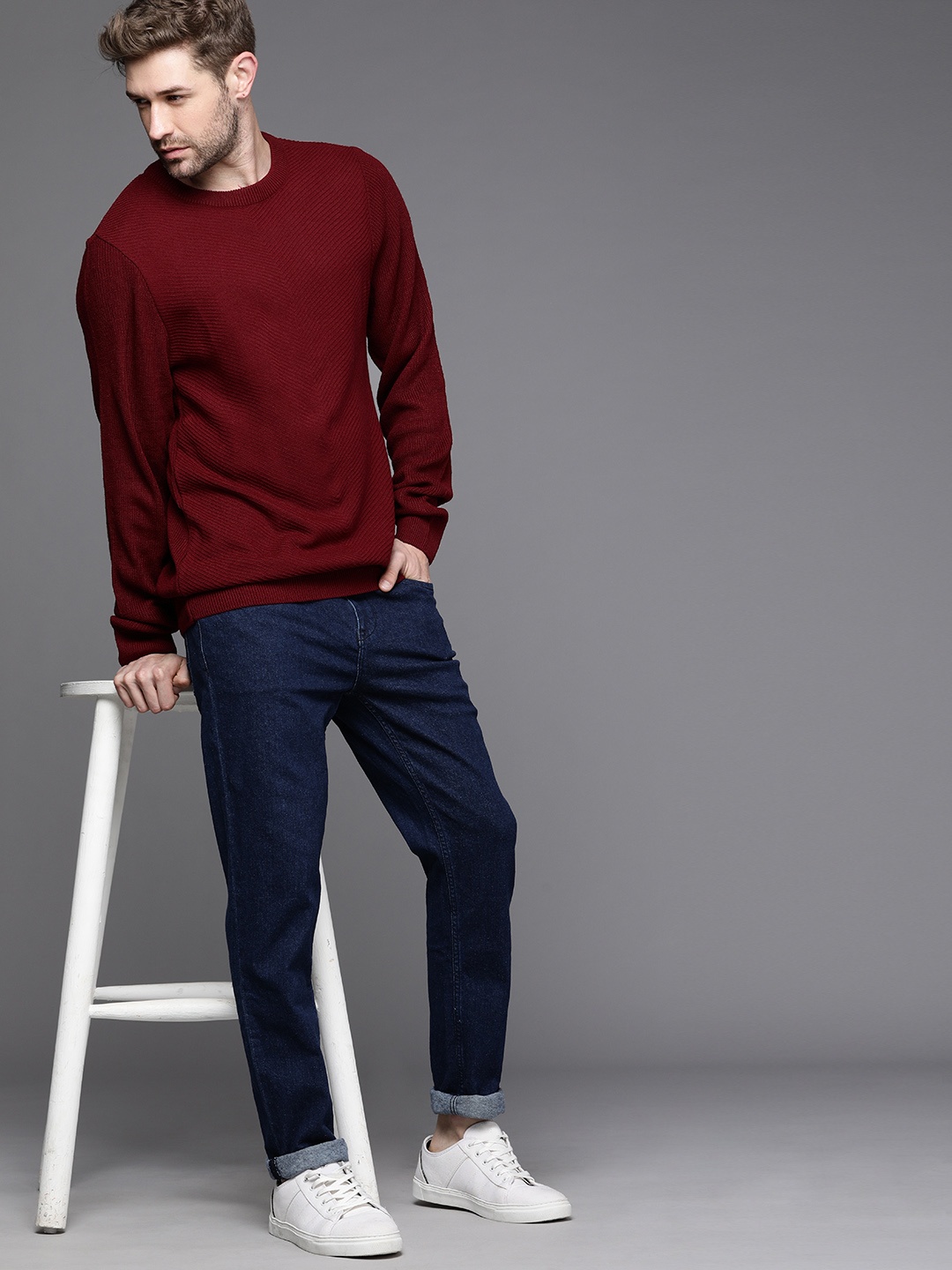 

WROGN Men Maroon Self Striped Pullover Sweater