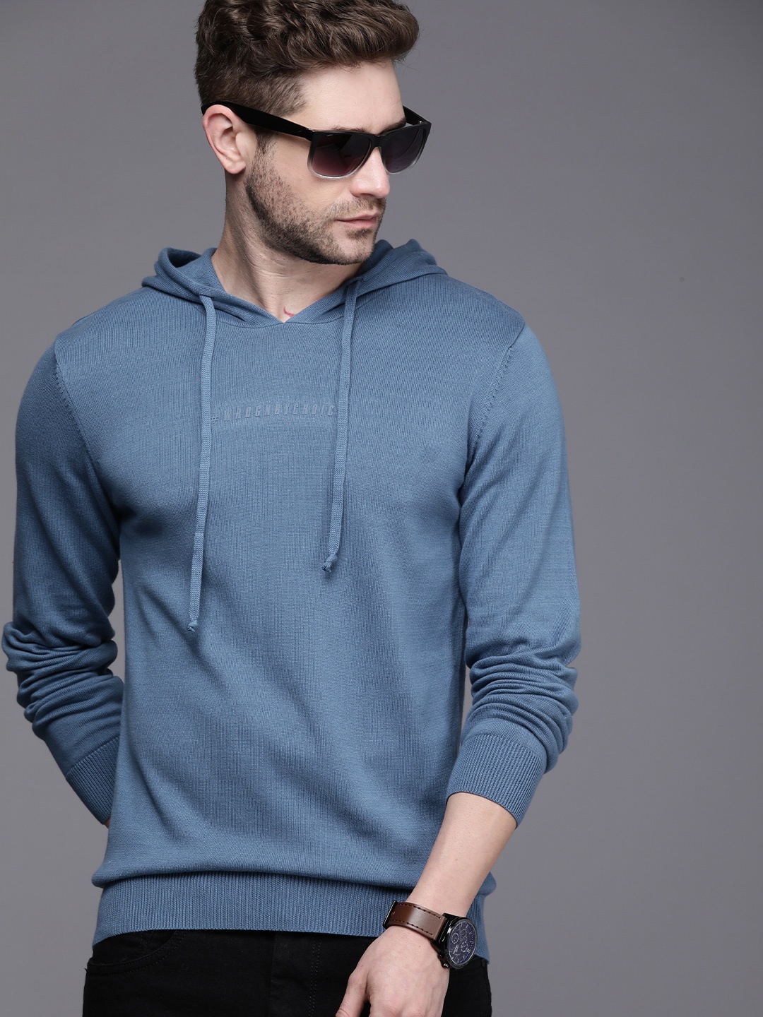 

WROGN Men Blue Solid Pure Cotton Pullover Sweater