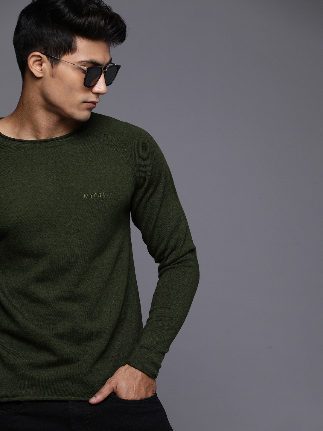 

WROGN Men Olive Green Slim Fit Solid Acrylic Pullover