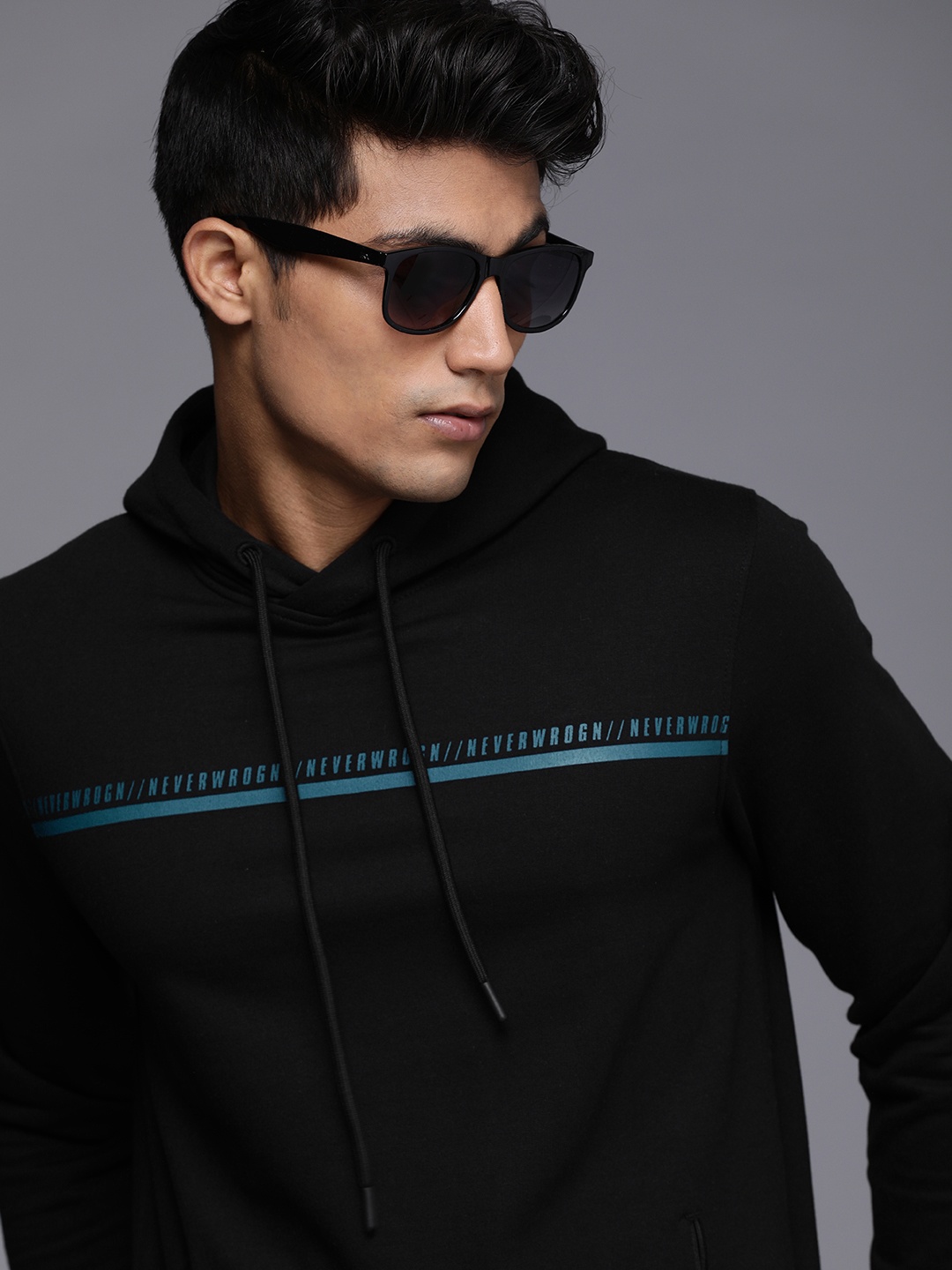 

WROGN Men Black Brand Logo Printed Hooded Sweatshirt