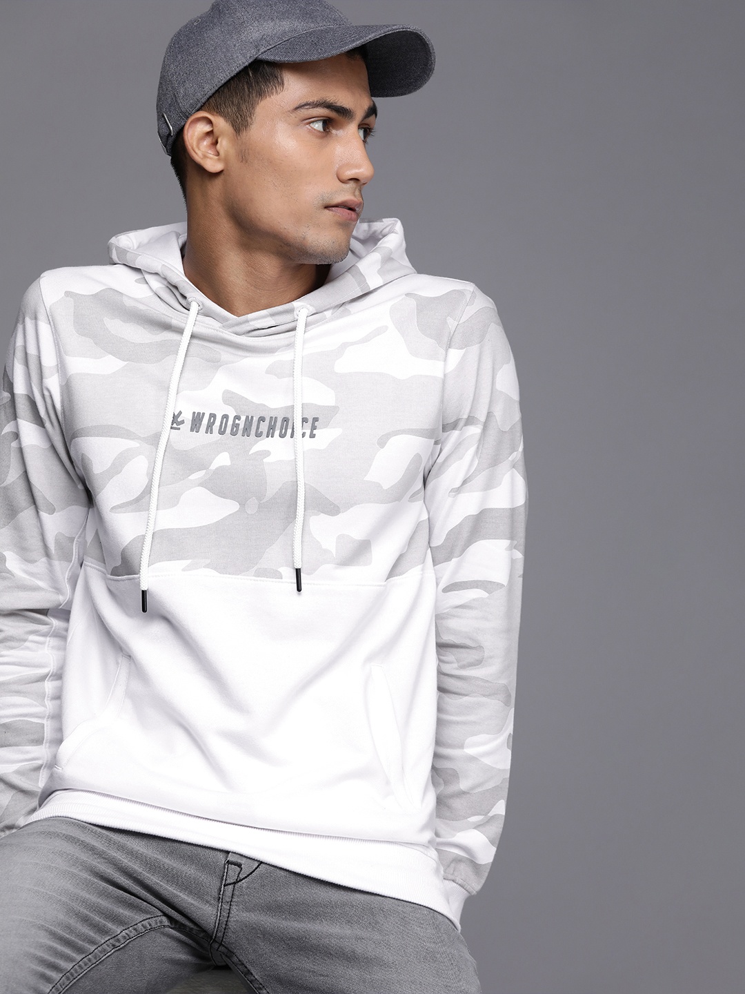 

WROGN Men White & Grey Printed Hooded Sweatshirt