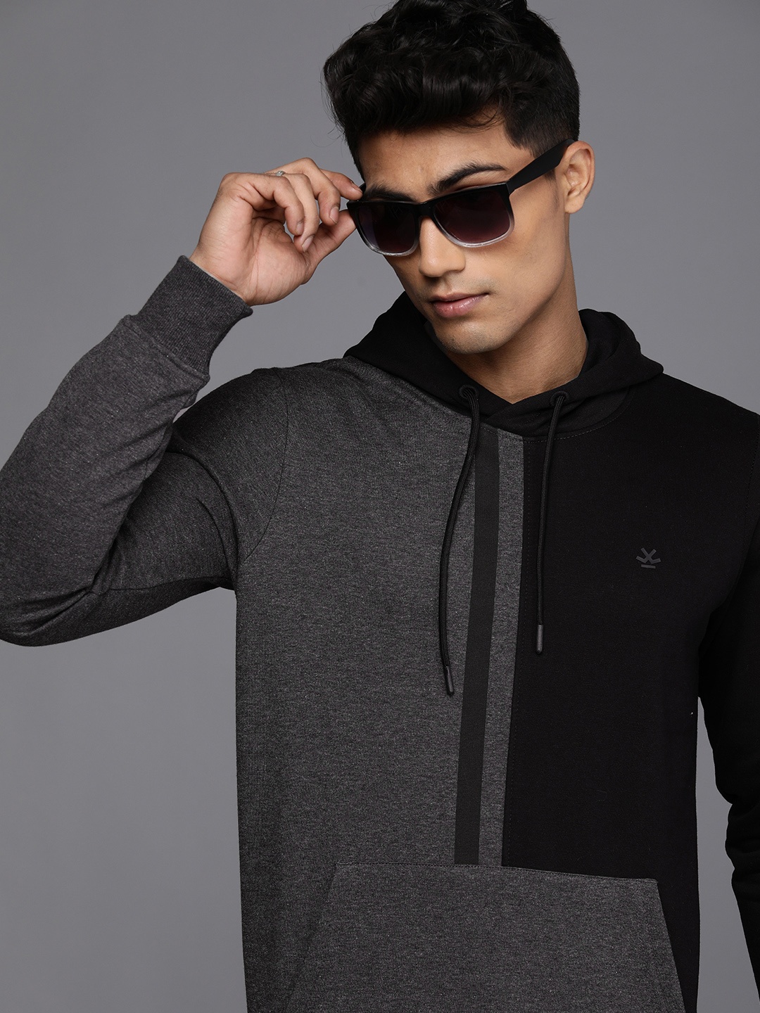 

WROGN Men Grey & Black Colourblocked Hooded Sweatshirt