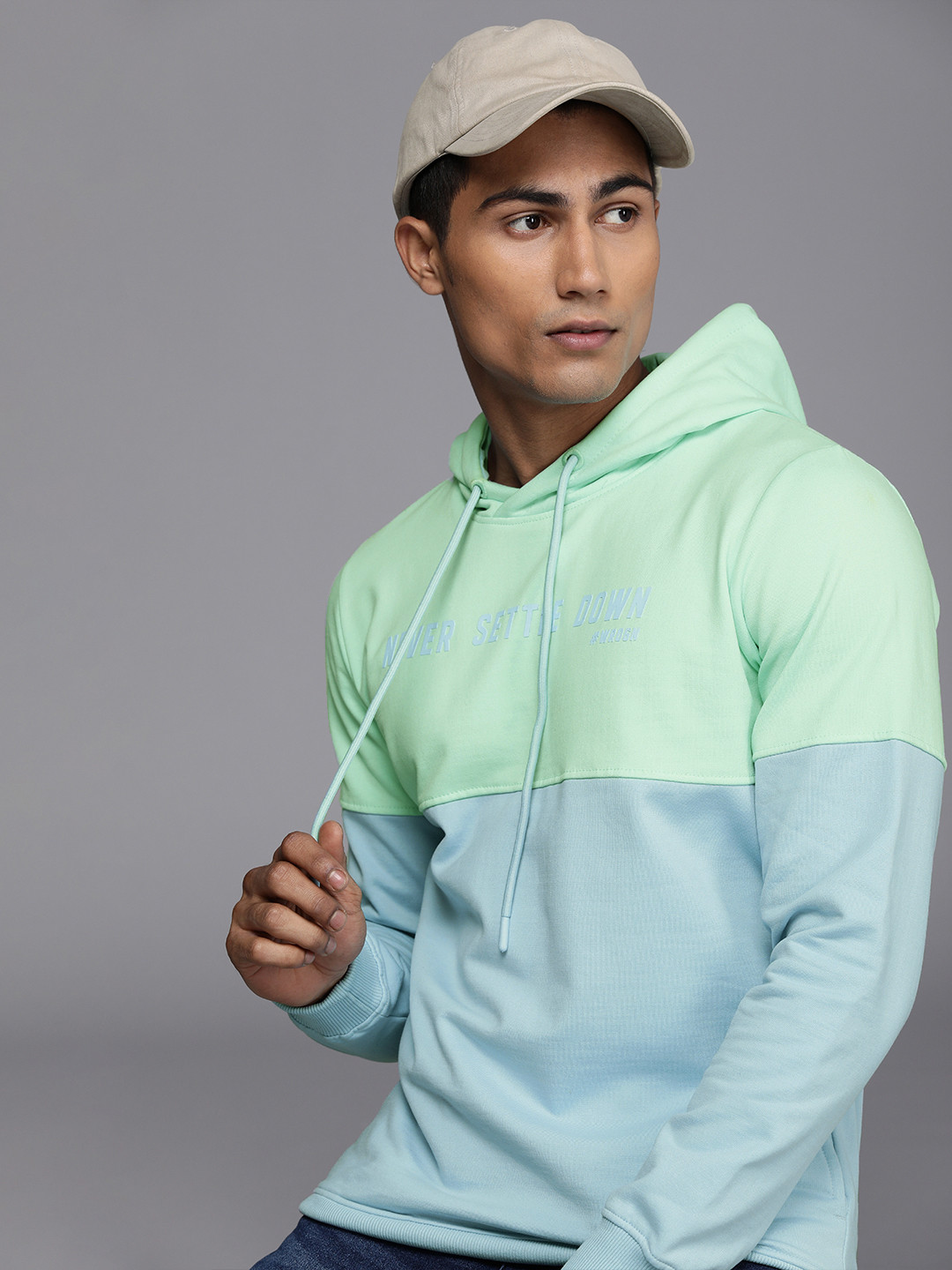 

WROGN Men Green & Blue Colourblocked Hooded Sweatshirt