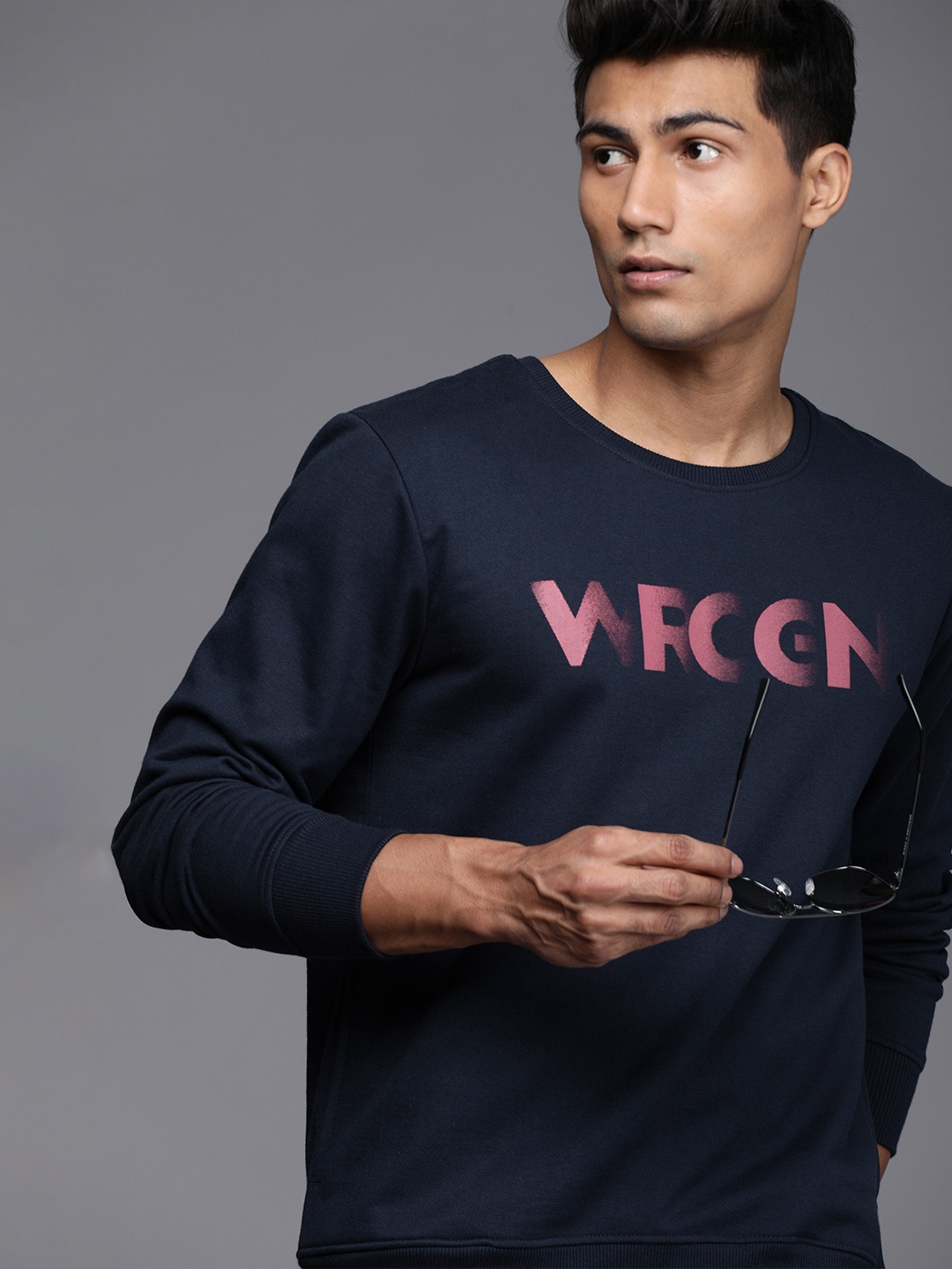 

WROGN Men Navy Blue Printed Slim Fit Sweatshirt