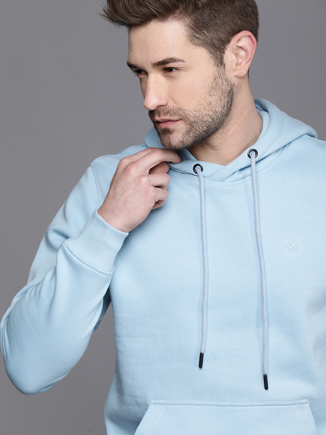 

WROGN Men Blue Hooded Sweatshirt