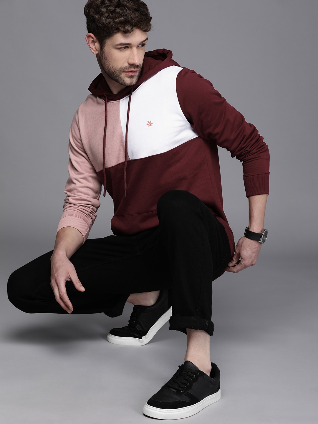 

WROGN Men Maroon Colourblocked Hooded Sweatshirt