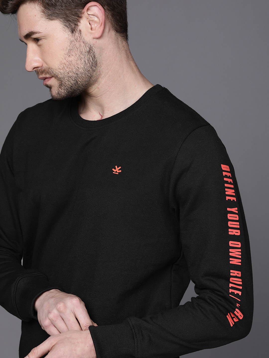 

WROGN Men Black Sweatshirt with Printed Detailing