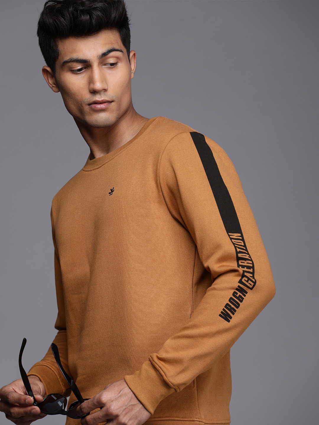 

WROGN Men Camel Brown Sweatshirt with Printed Detailing