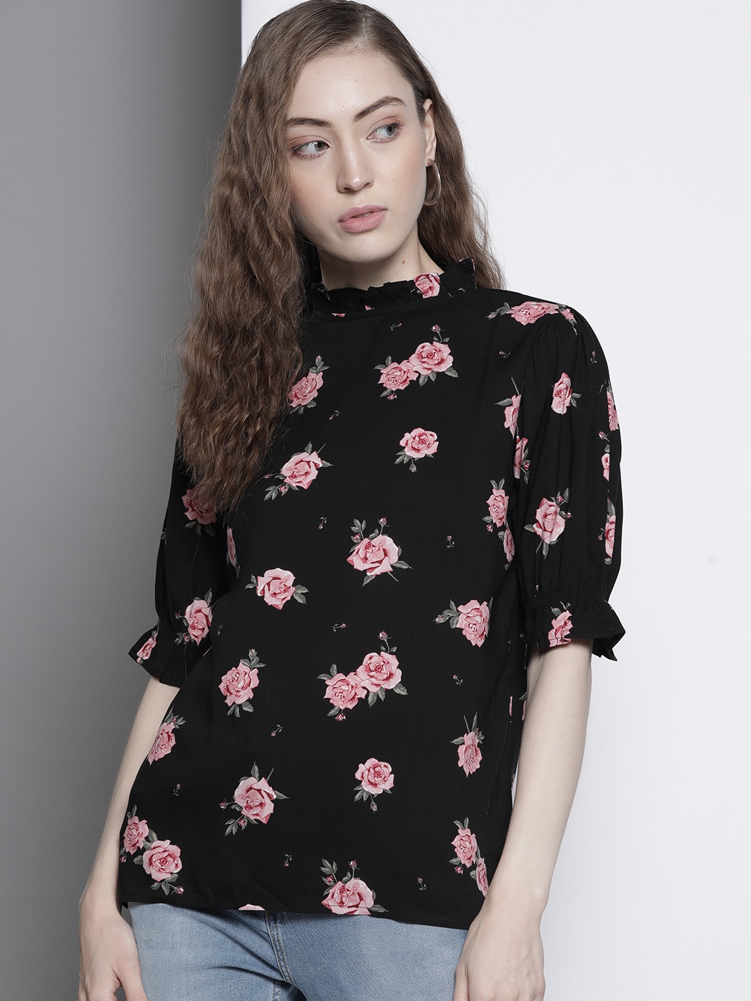 

One Femme Black & Pink Floral Print Regular Top