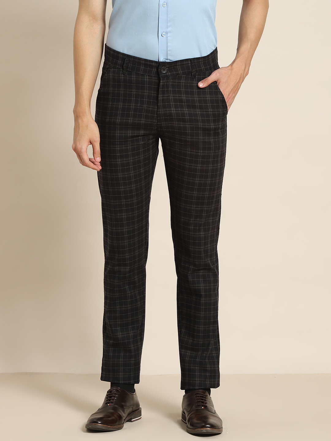 

Hancock Men Black Checked Slim Fit Formal Trousers