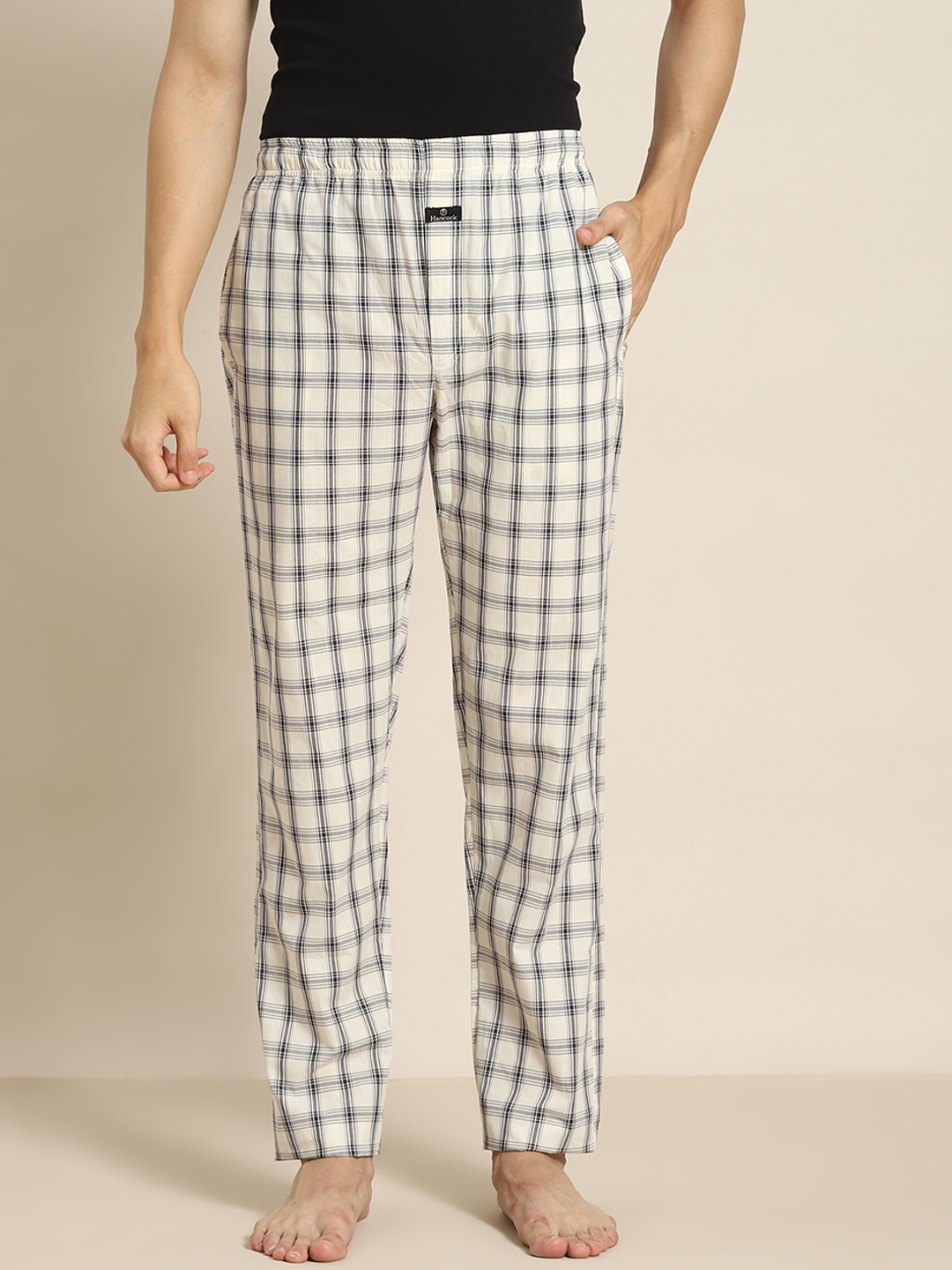 

Hancock Men Cream & Green Checked Comfort Fit Lounge Pant