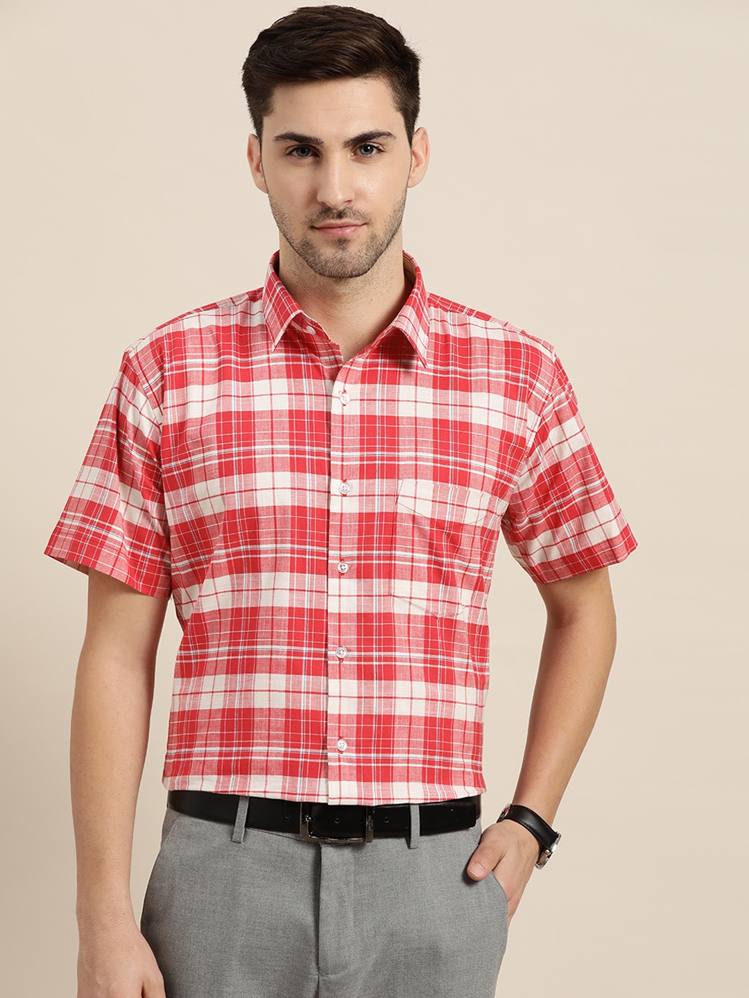 

Hancock Men Coral Red & Off-White Slim Fit Checked Cotton Formal Shirt