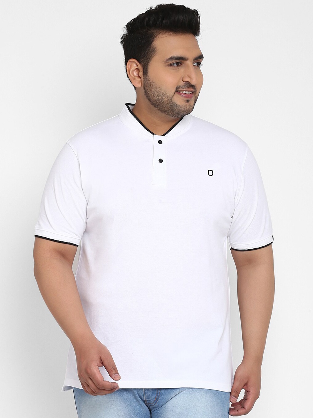 

Urbano Plus Men Plus Size White Pure Cotton Mandarin Collar T-shirt