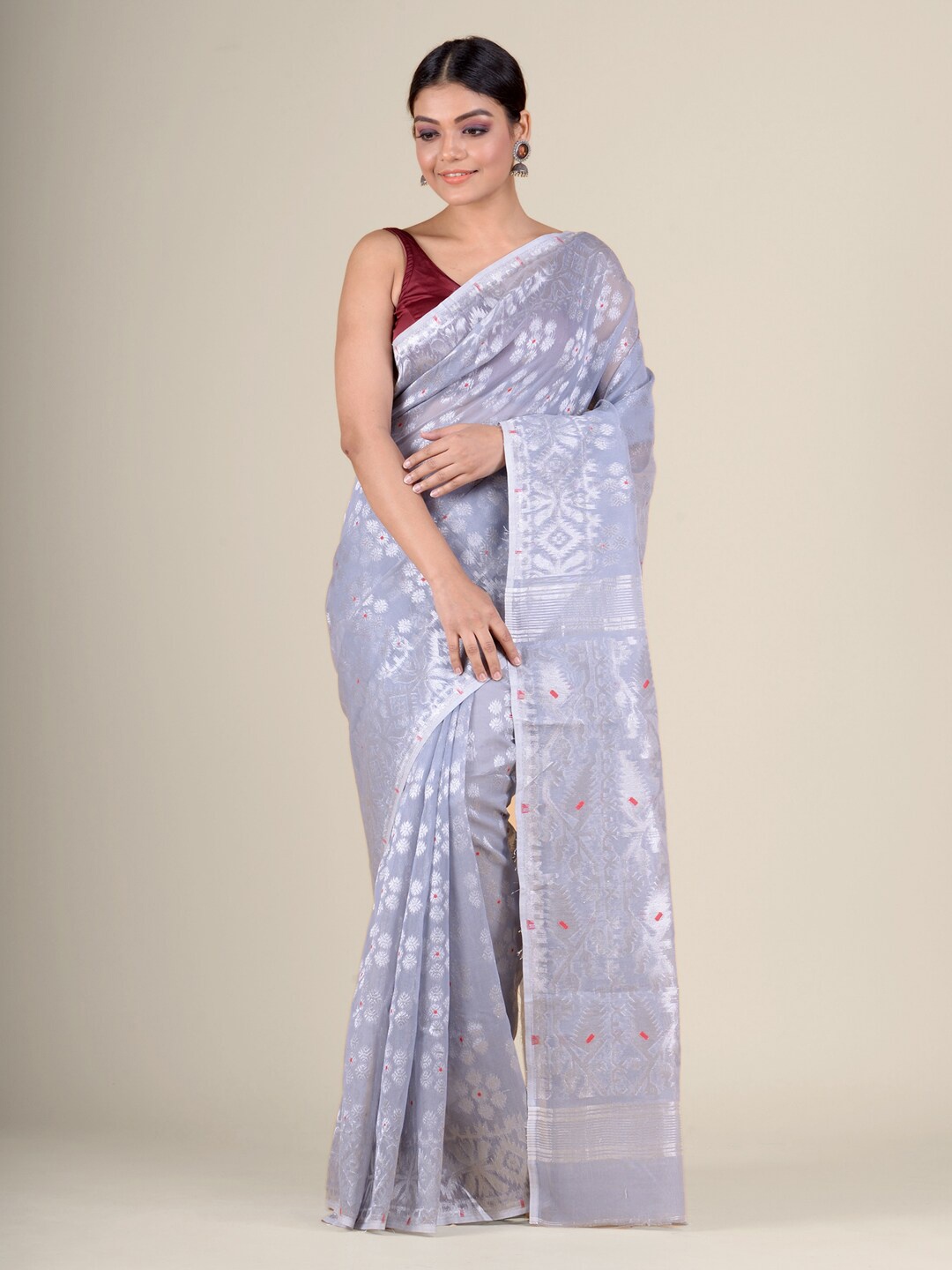 

Charukriti Silver-Coloured Floral Woven Design Handloom Jamdani Saree