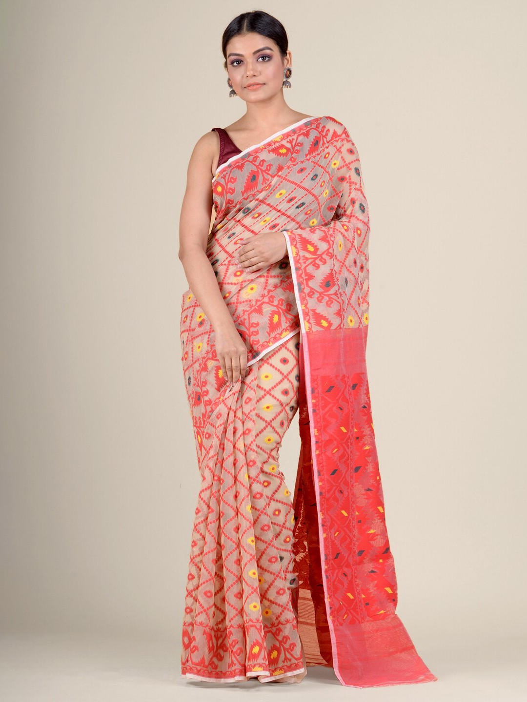 

Charukriti Beige & Red Floral Printed Handloom Jamdani Saree