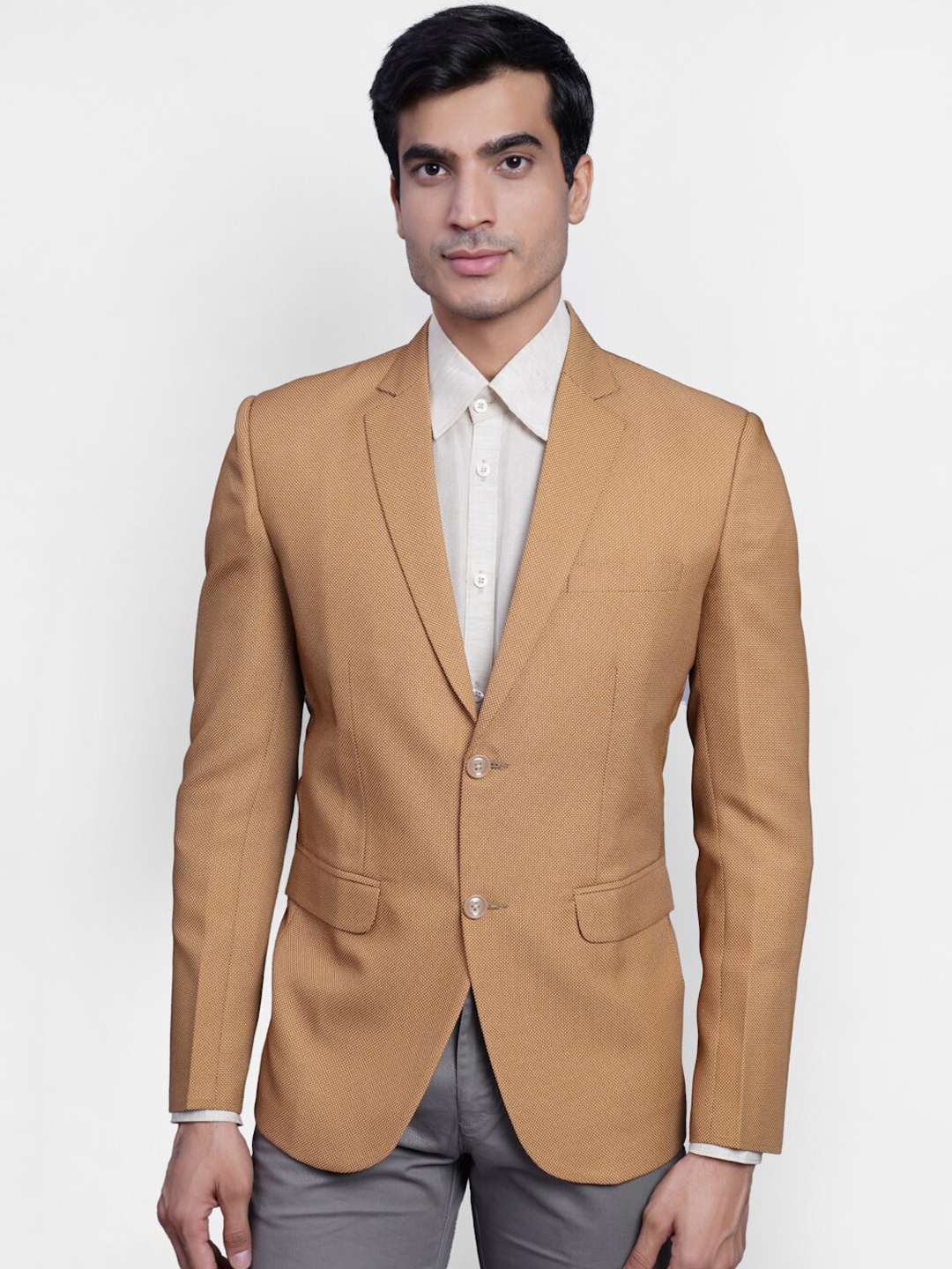 

Wintage Men Tan Solid Single-Breasted Formal Blazer