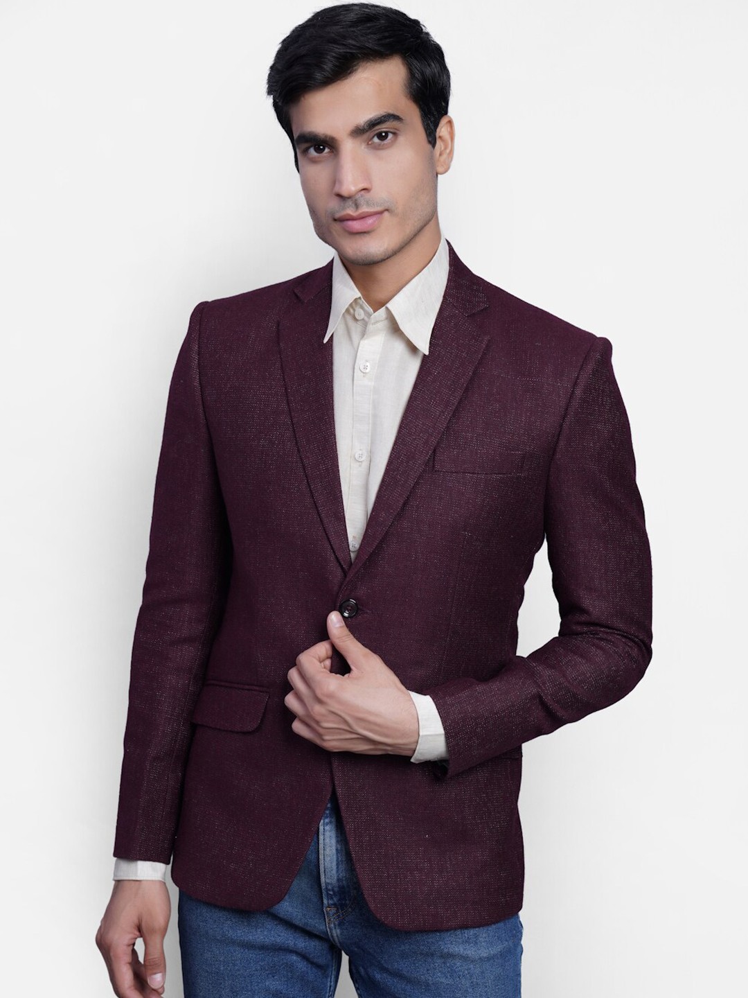 

Wintage Men Maroon Solid Single-Breasted Formal Blazer