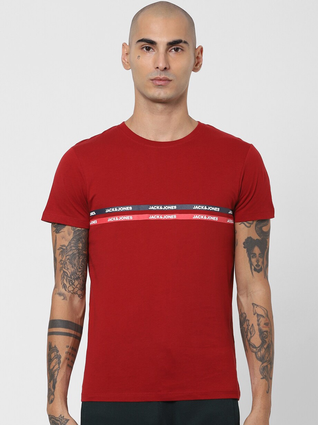 

Jack & Jones Men Red & Black Typography Printed Slim Fit T-shirt