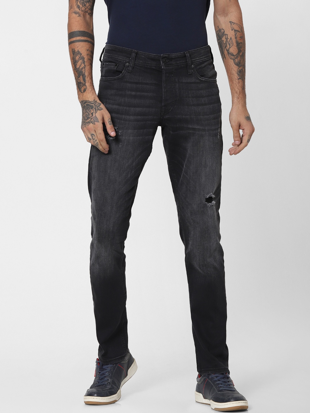 

Jack & Jones Men Black Slim Fit Low-Rise Mildly Distressed Light Fade Jeans