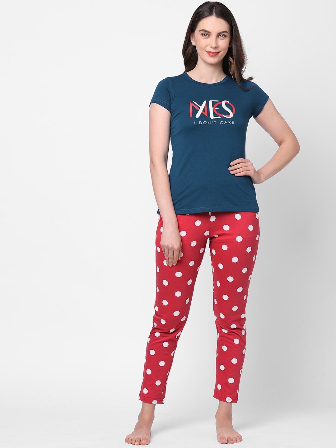 

Sweet Dreams Women Blue & Red Printed T-Shirt And Pyjamas Night Suits