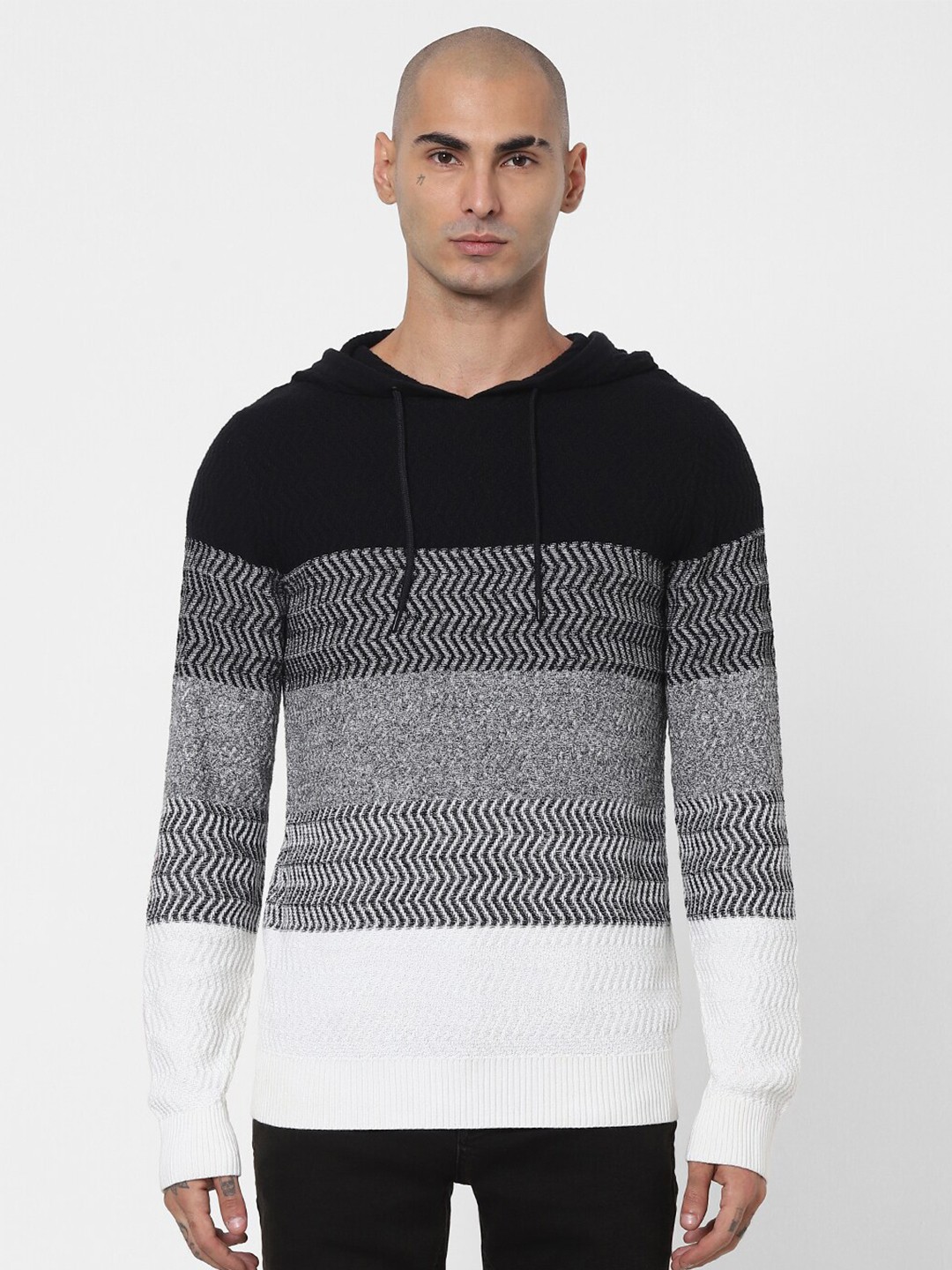 

Jack & Jones Men Black & Grey Colourblocked Pullover