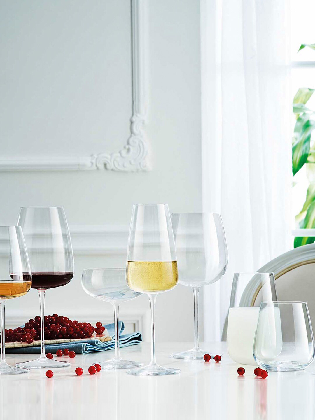 

Luigi Bormioli Set of 4 Talismano Chardonnay Glasses, Transparent