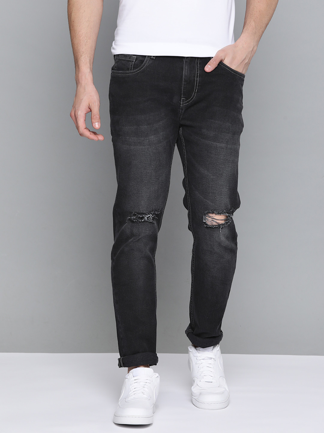 

Mast & Harbour Men Black Skinny Fit Slash Knee Light Fade Stretchable Jeans