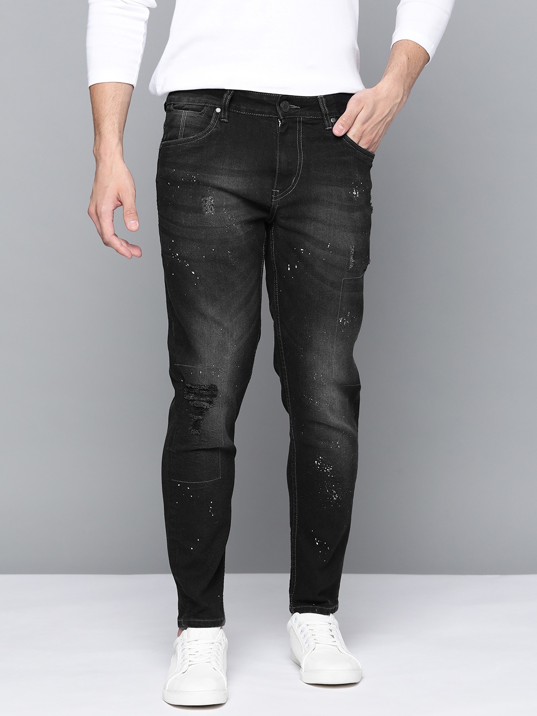 

Mast & Harbour Men Black Carrot Fit Light Fade Printed Stretchable Jeans