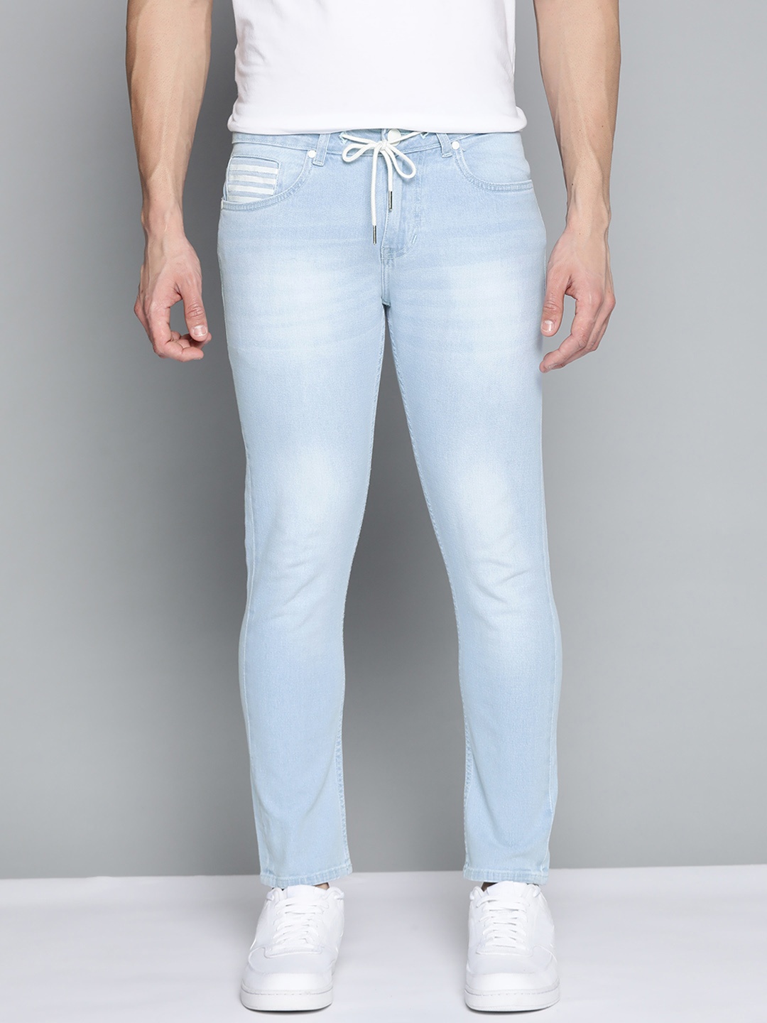

Mast & Harbour Men Blue Skinny Fit Light Fade Stretchable Jeans