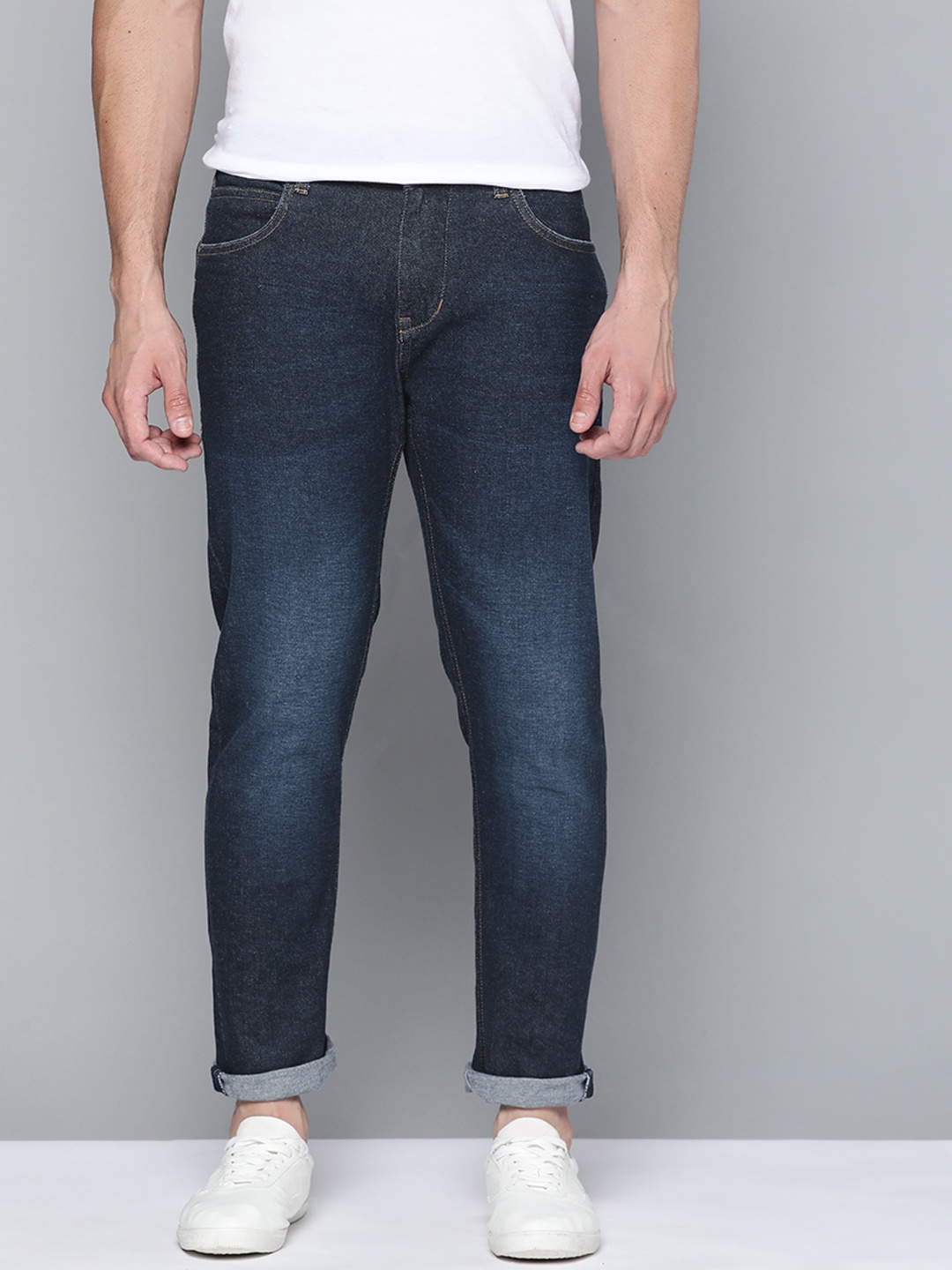 

Mast & Harbour Men Navy Blue Slim Tapered Fit Light Fade Stretchable Jeans