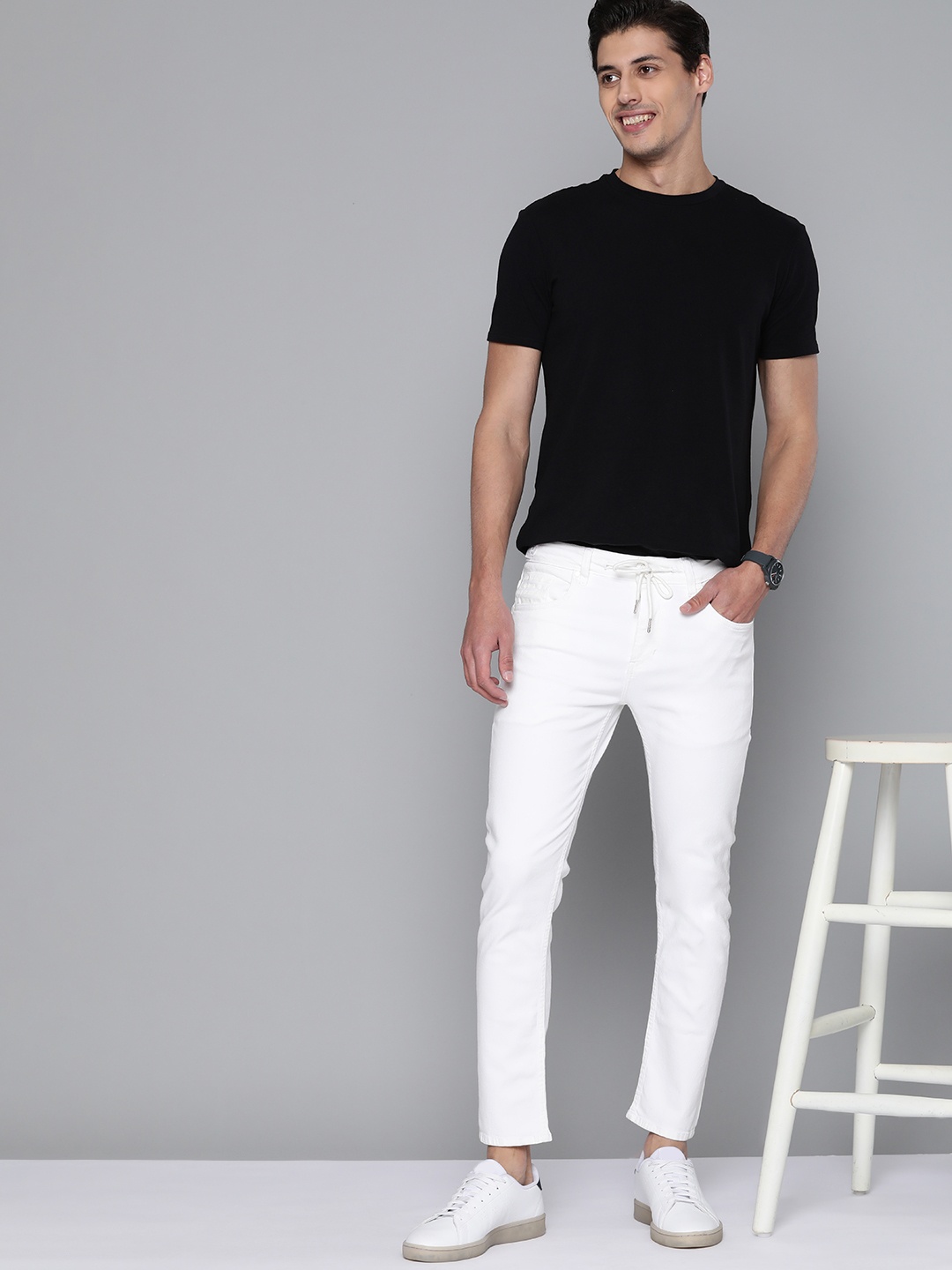 

Mast & Harbour Men Off White Skinny Fit Stretchable Jeans
