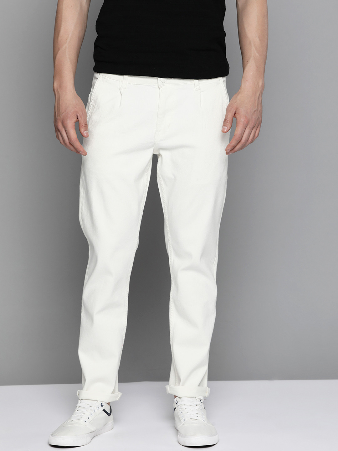 

Mast & Harbour Men White Solid Slim Fit Stretchable Jeans