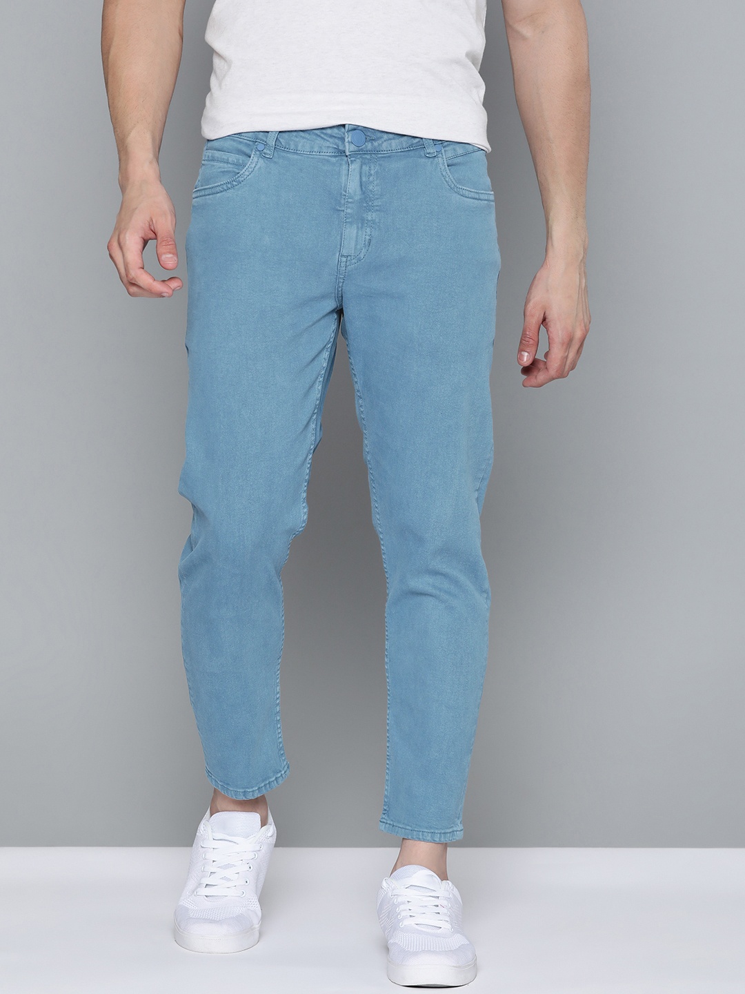 

Mast & Harbour Men Blue Carrot Fit Stretchable Jeans