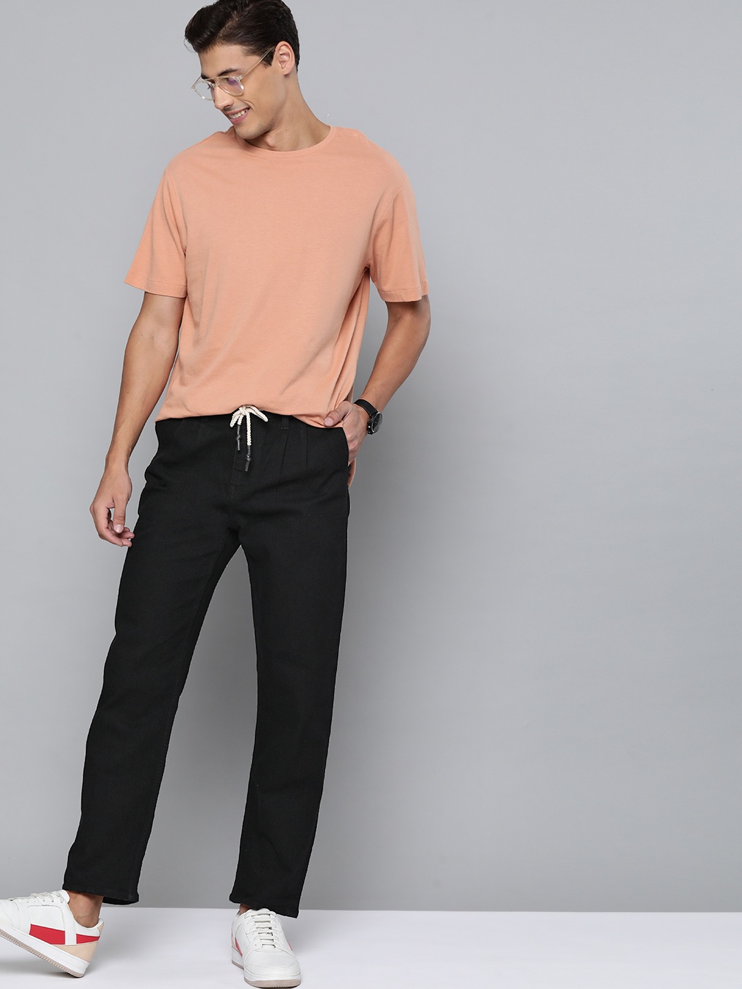 

Mast & Harbour Men Black Straight Fit Stretchable Jeans