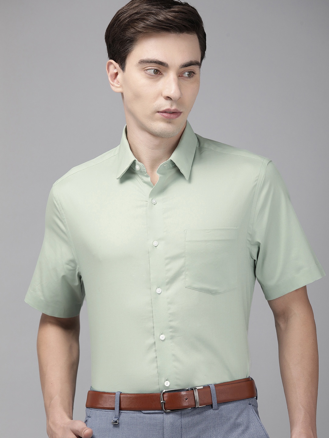 

Arrow New York Men Green Textured Slim Fit Formal Shirt