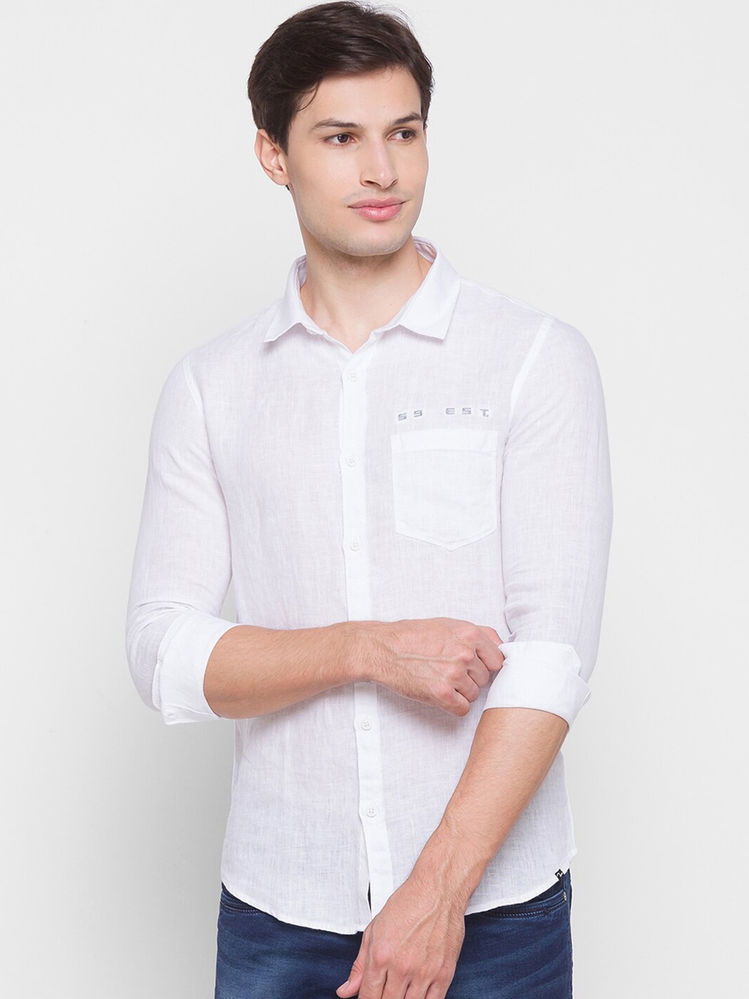 

SPYKAR Men White Slim Fit Opaque Cotton Casual Shirt