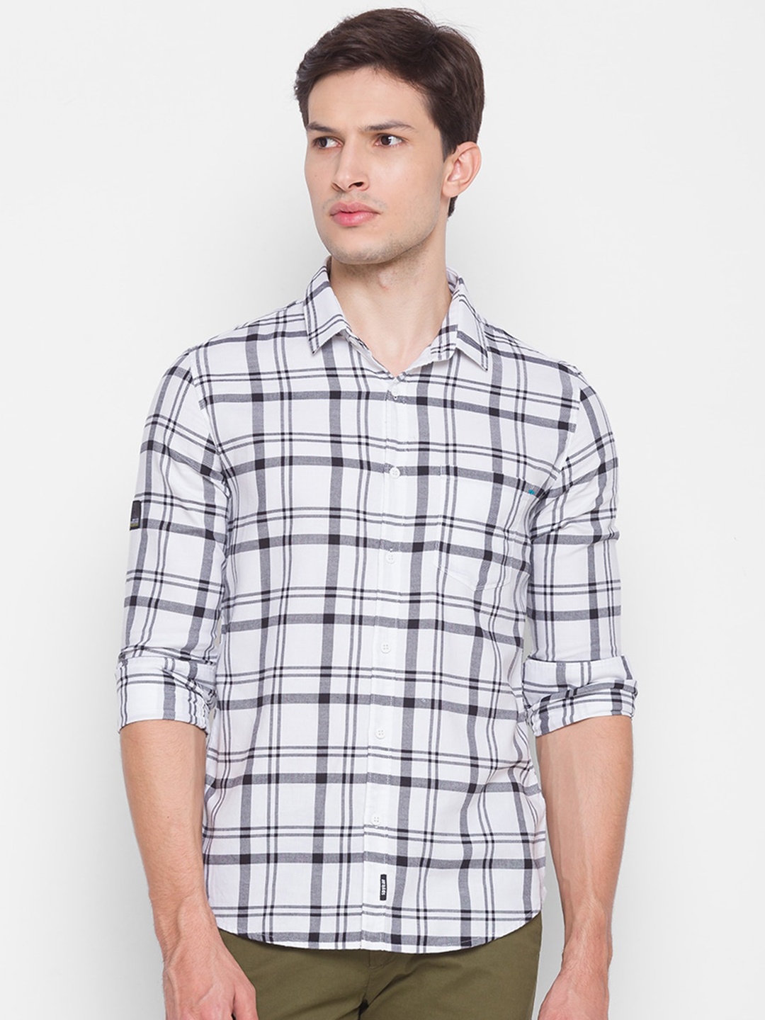 

SPYKAR Men White & Grey Slim Fit Opaque Tartan Checked Cotton Casual Shirt