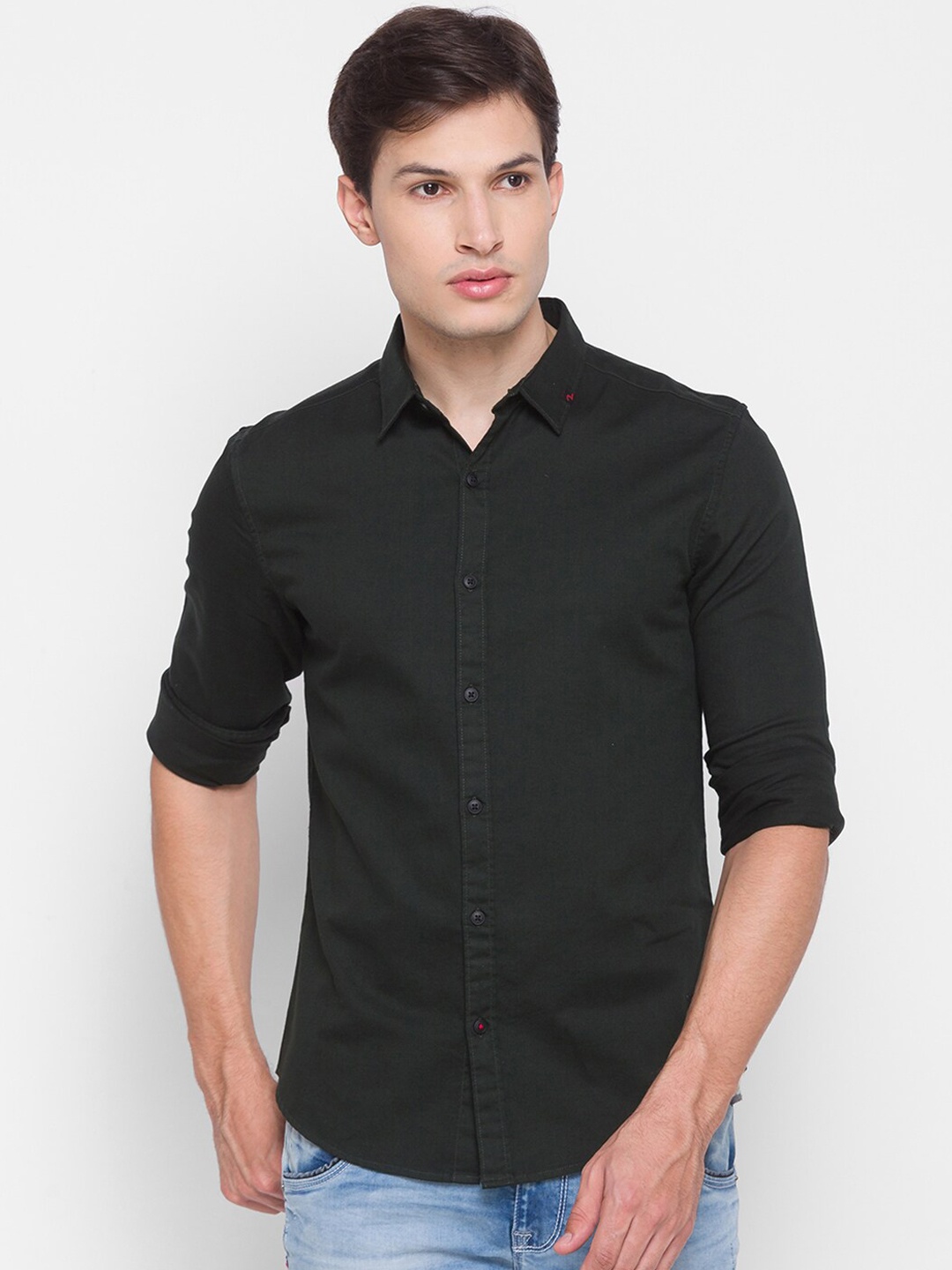 

SPYKAR Men Green Slim Fit Opaque Cotton Casual Shirt