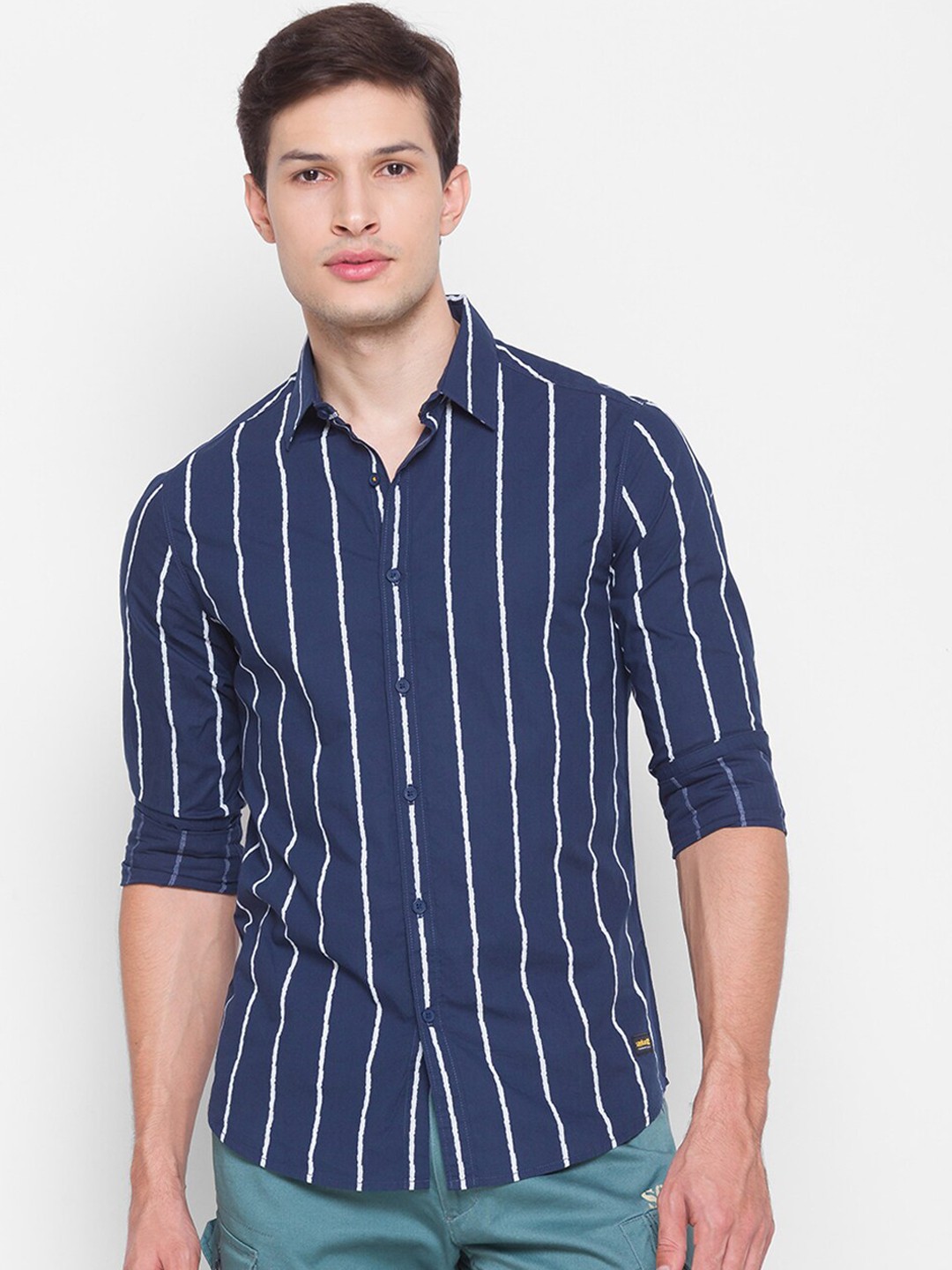 

SPYKAR Men Blue Slim Fit Opaque Striped Casual Shirt