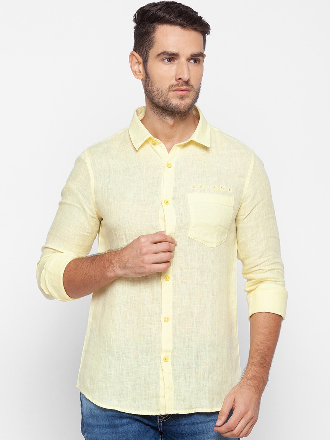 

SPYKAR Men Yellow Slim Fit Opaque Casual Shirt