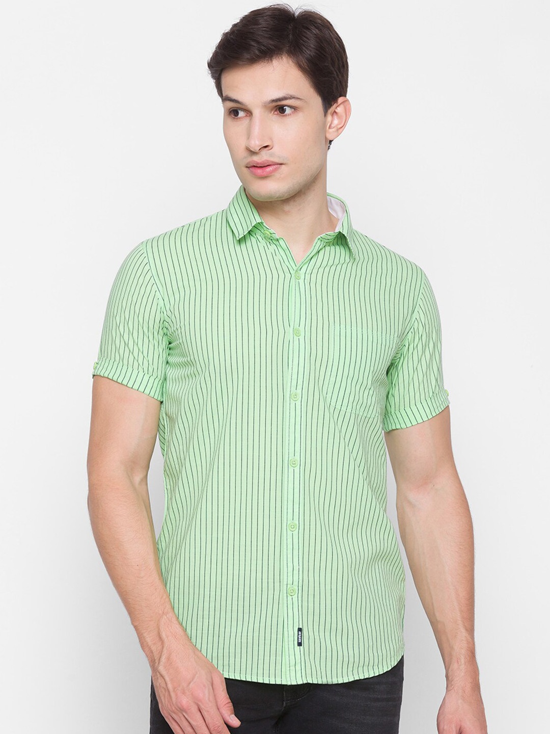 

SPYKAR Men Lime Green Slim Fit Opaque Striped Pure Cotton Casual Shirt