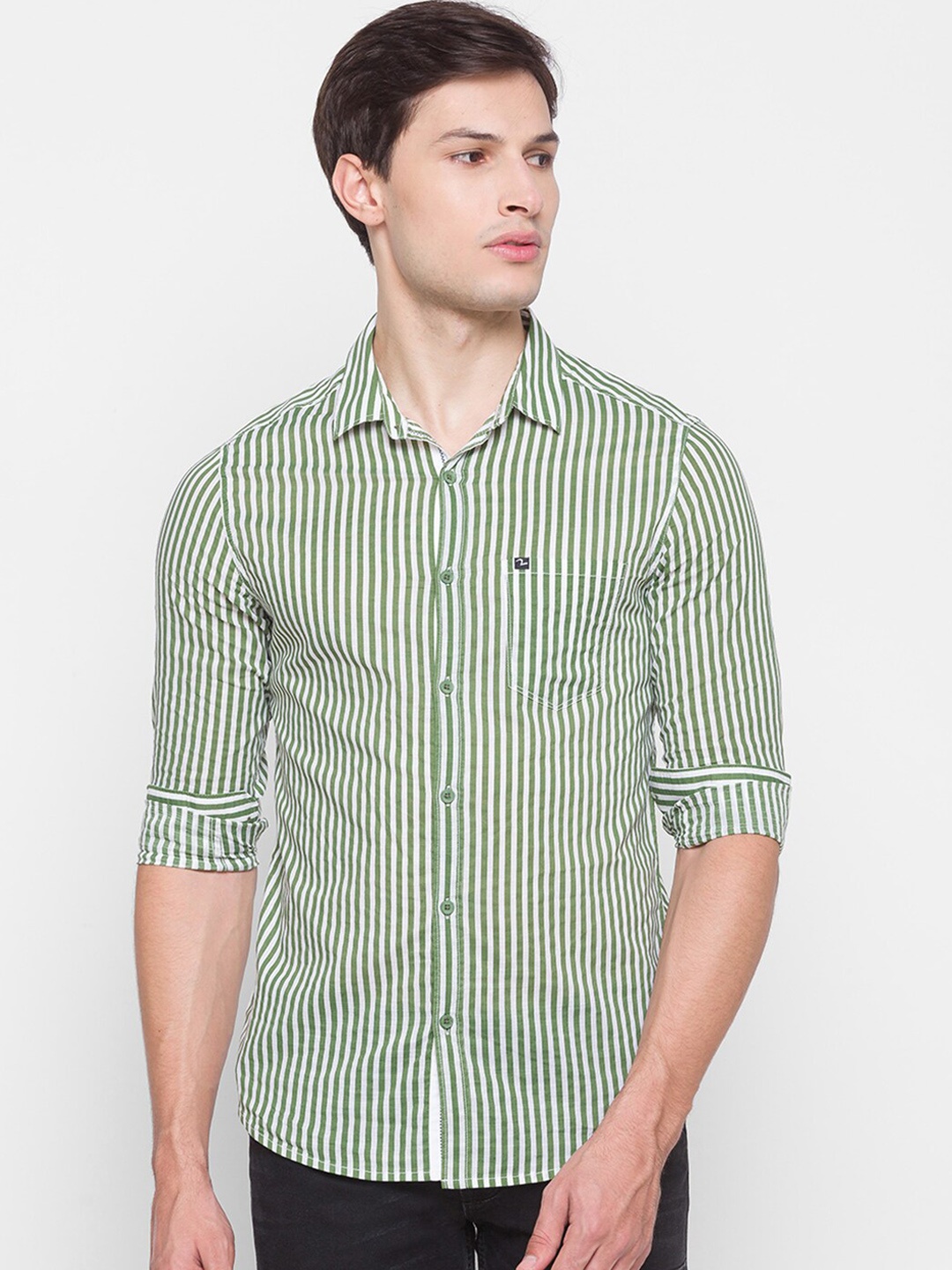 

SPYKAR Men Green Slim Fit Opaque Striped Pure Cotton Casual Shirt